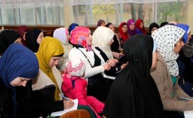 35 women who started observing religious prescriptions recently, along with five teachers, take part in a five-day workshop held by AUASO “Alraid” It’s Easier When Made Together!