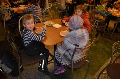 “Protestants Provided Kids With Lunch, Muslims Fed Them With Supper” “Protestants Provided Kids With Lunch, Muslims Fed Them With Supper”