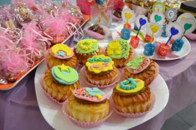 Female parishioners of mosque at Kharkiv Islamic Cultural Centre “Al-Manar” facilitated a sweets charity fair “Lights of Ramadan” Lights Of Mercy In The Holy Ramadan