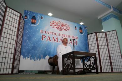 шестеро шейхов из «Аль-Азхар» проведут Рамадан в Украине шестеро шейхов из «Аль-Азхар» проведут Рамадан в Украине