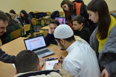 Kharkiv ICC, on their part, marked the World Arabic Language Day on 18 December, in cooperation with their host, Department of Tourism Business of Kharkiv State Academy of Culture. ИКЦ Днепра и Харькова провели выездные дни арабского языка